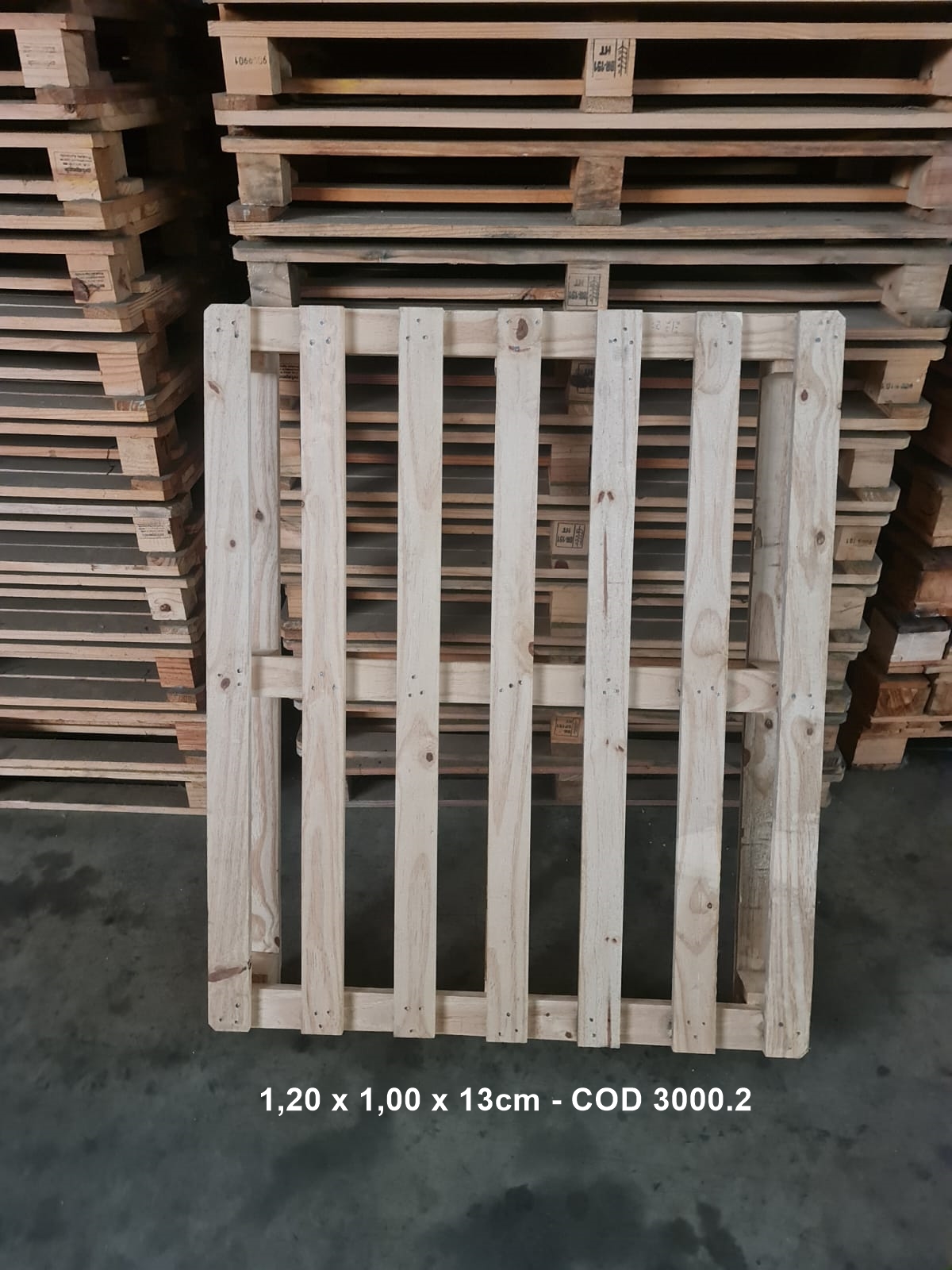 PALLET DESCARTAVEL 1,00 X 1,20 — foto real do catálogo R Ximenes em Contagem MG