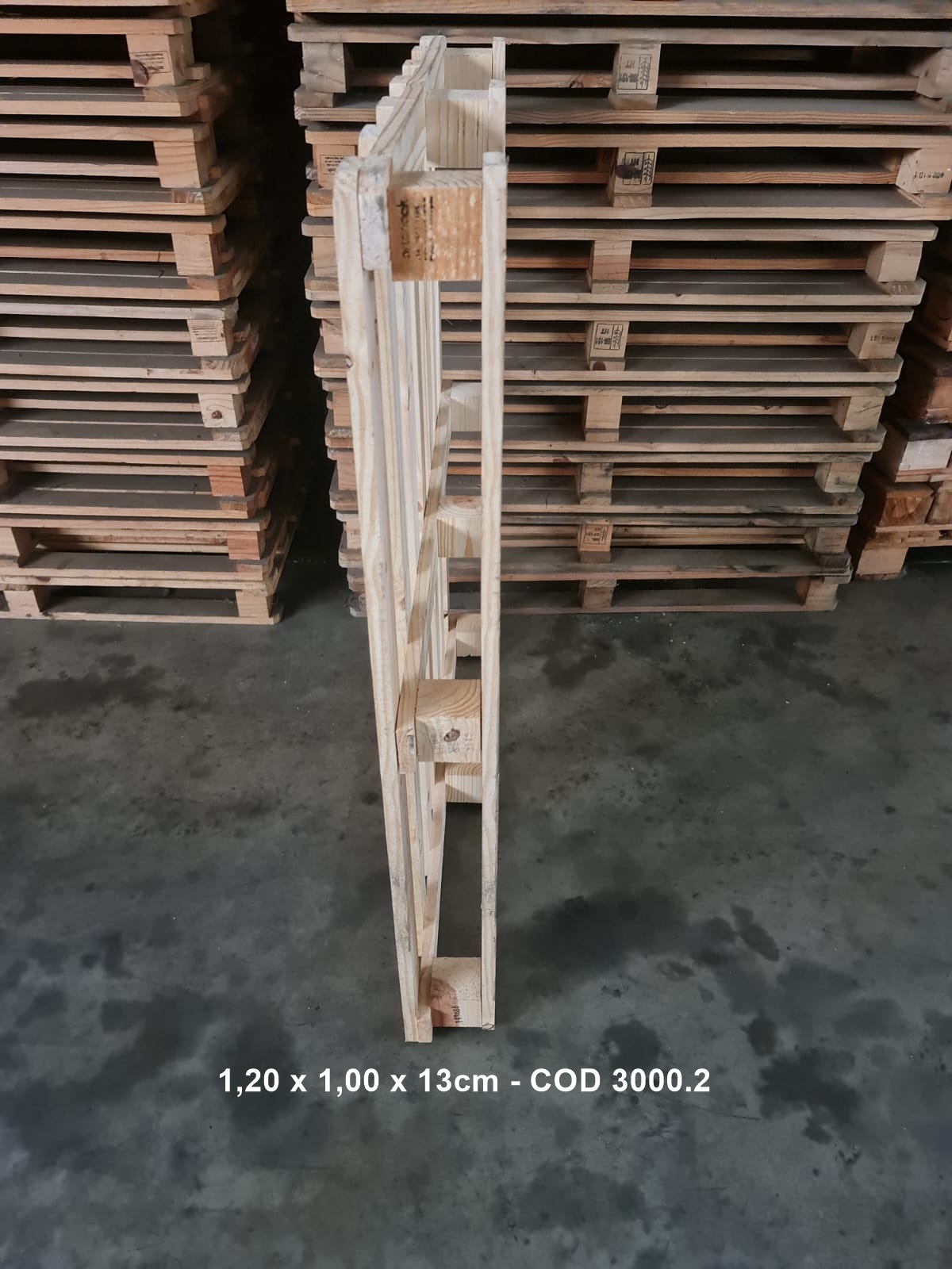 PALLET DESCARTAVEL 1,00 X 1,20 — foto real da R Ximenes em Contagem MG — vista 3