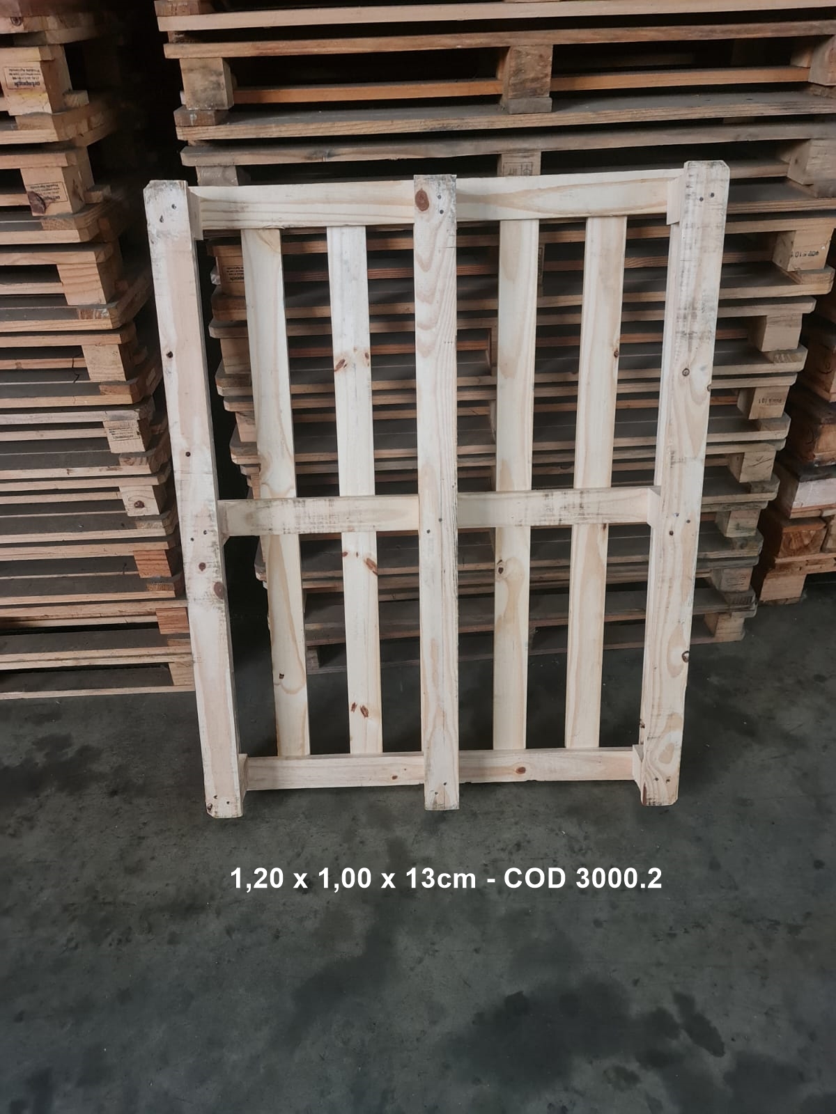 PALLET DESCARTAVEL 1,00 X 1,20 — foto real da R Ximenes em Contagem MG — vista 2