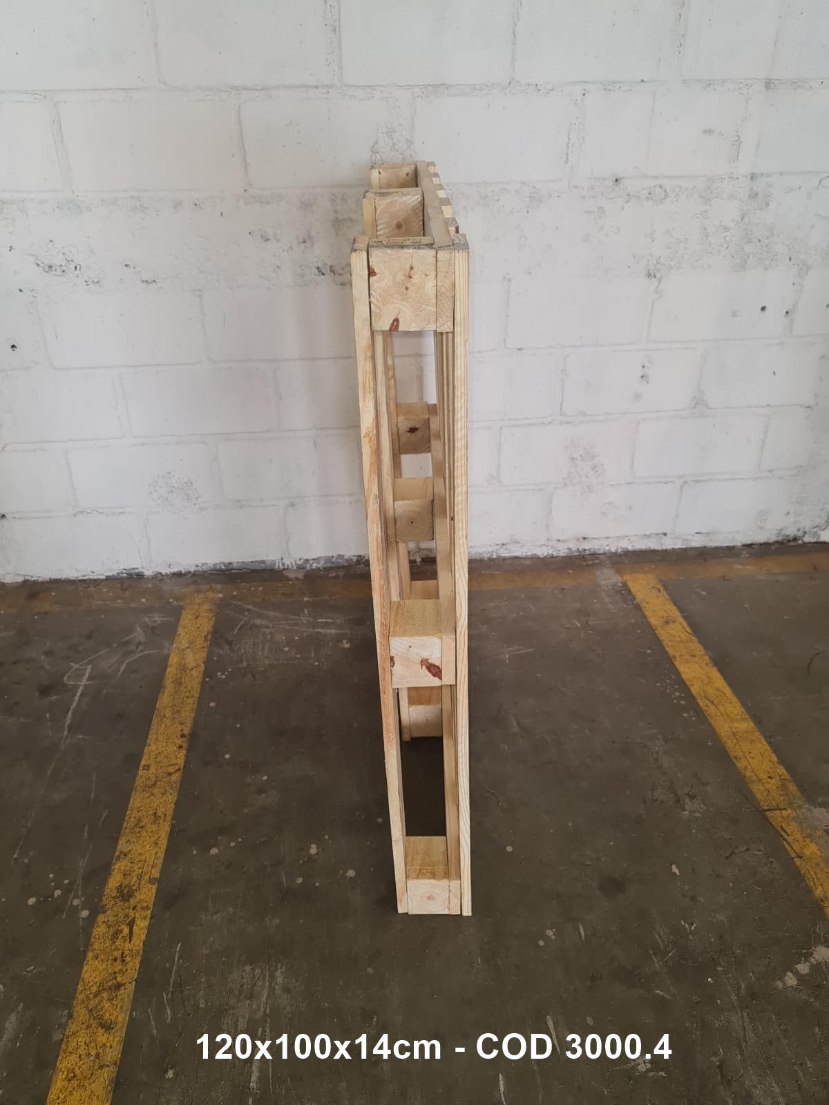 PALLET DESCARTAVEL 1,00 X 1,20 — foto real da R Ximenes em Contagem MG — vista 3