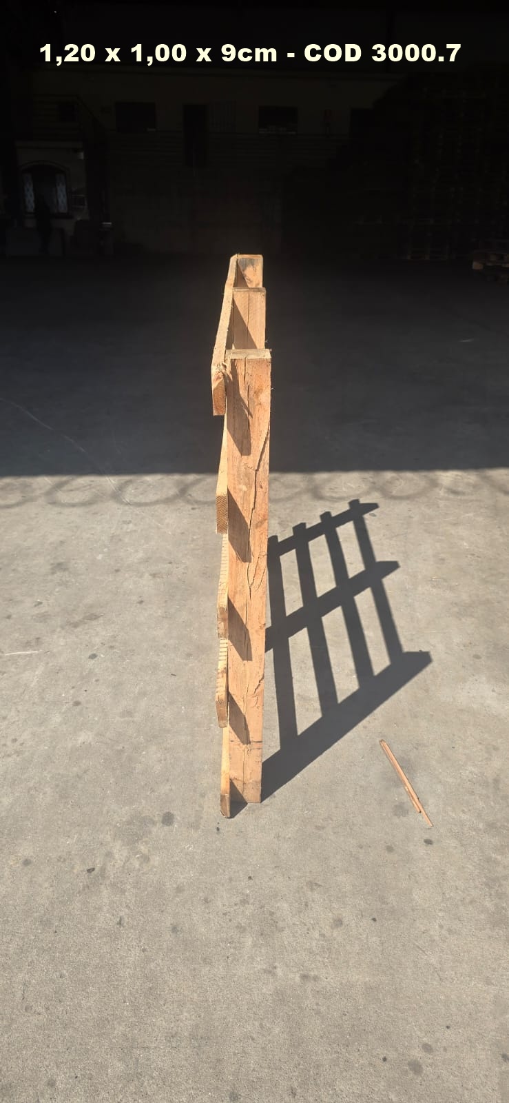 PALLET DESCARTAVEL 1,00 X 1,20 — foto real da R Ximenes em Contagem MG — vista 3