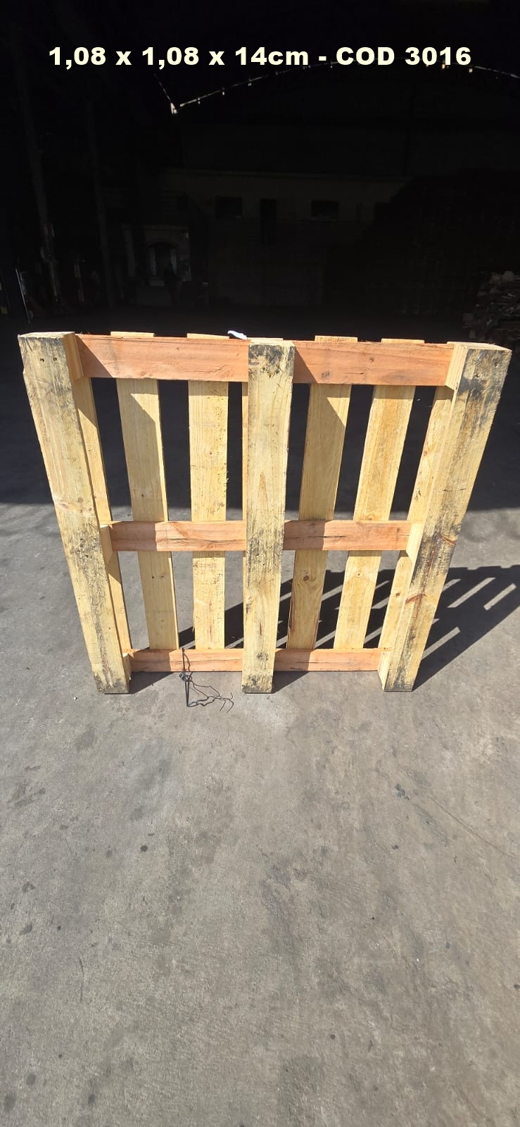 PALLET DESCARTAVEL 1,08 X 1,08 — foto real da R Ximenes em Contagem MG — vista 2