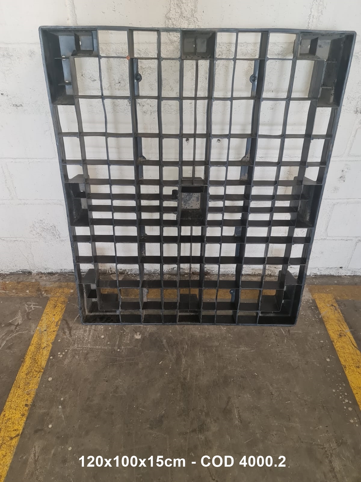 Como avaliar PALLET PLASTICO 1,00 X 1,20 COD 28 para sua operação