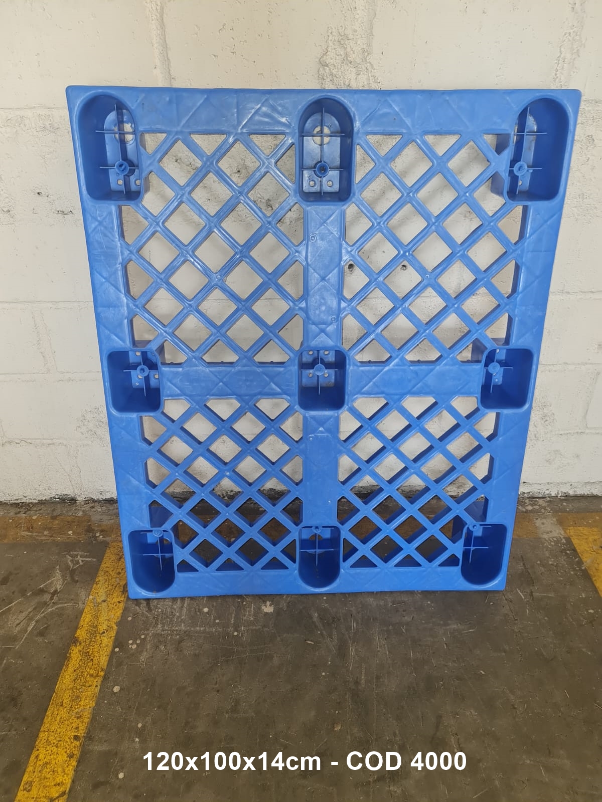 PALLET PLASTICO 1,00 X 1,20 — foto real do catálogo R Ximenes em Contagem MG